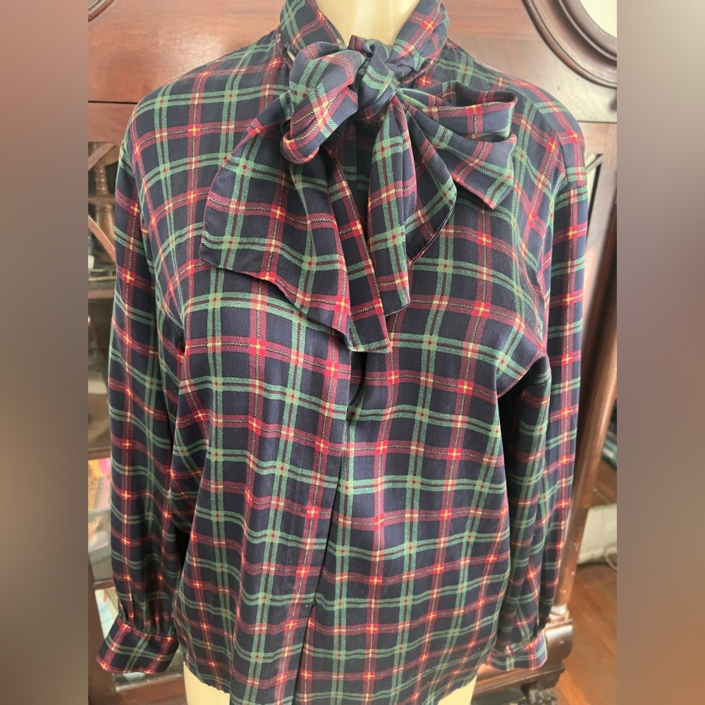 Vintage Akris silk blouse sz10
